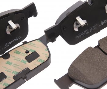 10 799 р. Колодки тормозные передние (4шт.) BREMBO Mercedes-Benz ML class W166 (2011-2015)  с доставкой в г. Керчь. Увеличить фотографию 2