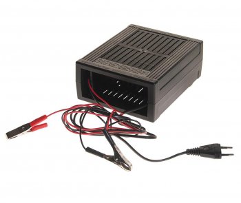 6 699 р. Устройство зарядное 12V 20А 220V (автомат) с ЖК дисплеем Вымпел 37 ОРИОН ОРИОН вымпел-37  с доставкой в г. Керчь. Увеличить фотографию 2