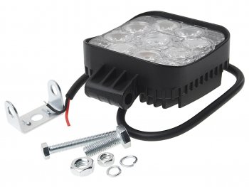 Фара рабочего света 82х82x38мм 27W 9LED (дальний свет) квадратная ВЫМПЕЛ ОРИОН wl-132s
