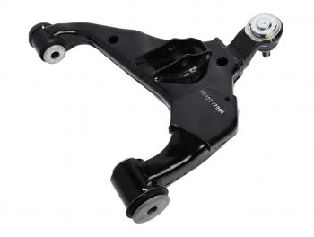 Рычаг подвески TOYOTA Hilux (11-15) передней нижний правый OE TOYOTA 48068-0k040