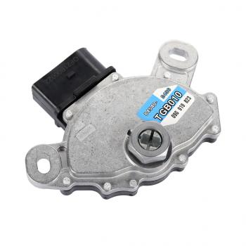 5 749 р. Датчик VW Golf (03-) AUDI A3 (03-) SKODA Octavia (04-) положения селектора АКПП QUATTRO FRENI QUATTRO FRENI qf21b00022  с доставкой в г. Керчь. Увеличить фотографию 1