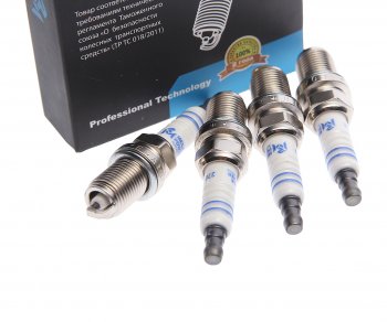 449 р. Свеча зажигания KIA Rio 2,Carens 2 (1.6),Spectra (16V) (4шт.) MEGAPOWER MEGAPOWER 370-31-095  с доставкой в г. Керчь. Увеличить фотографию 3