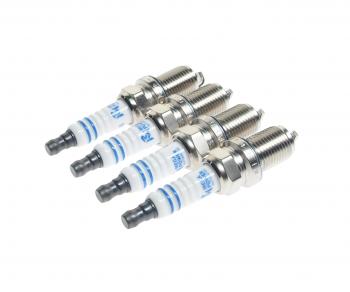 449 р. Свеча зажигания HYUNDAI Accent (99-),Sonata 5,Elantra KIA Rio,Cerato,Sorento (4шт.) MEGAPOWER MEGAPOWER 370-31-090  с доставкой в г. Керчь. Увеличить фотографию 1