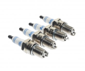 439 р. Свеча зажигания HYUNDAI Sonata (2.0),Santa Fe (2.4) KIA Sorento (2.4) DAEWOO Nexia (4шт.) MEGAPOWER MEGAPOWER 370-31-093  с доставкой в г. Керчь. Увеличить фотографию 2