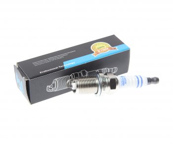 107 р. Свеча зажигания HYUNDAI Accent (99-),Sonata 5,Elantra KIA Rio,Cerato,Sorento (1шт.) MEGAPOWER MEGAPOWER 370-31-026  с доставкой в г. Керчь. Увеличить фотографию 1