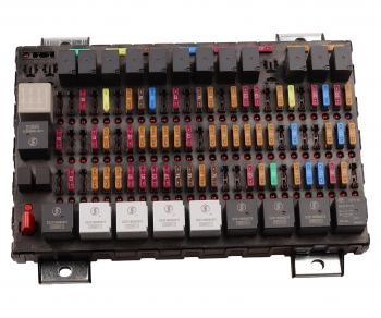 22 899 р. Блок предохранителей SHACMAN SHAANXI F3000 OE SHACMAN dz97189584380  с доставкой в г. Керчь. Увеличить фотографию 1