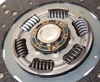 26 799 р. Диск сцепления HYUNDAI HD120 (17-) дв.D6GA (T85S6) (395мм) ведомый VALEO PHC VALEO PHC hd-168  с доставкой в г. Керчь. Увеличить фотографию 3