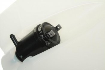 1 489 р. Бачок омывателя КАМАЗ,МАЗ,НЕФАЗ-5299 в сборе (1 мотор) 5л 24V КЗАЭ КЗАЭ 129.5208000  с доставкой в г. Керчь. Увеличить фотографию 3