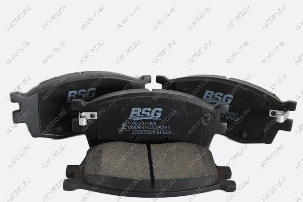 1 059 р. Колодки тормозные HYUNDAI Accent,i20 KIA Rio 3 (05-) передние (4шт.) BSG BSG bsg40200014  с доставкой в г. Керчь