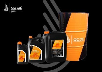 2 149 р. Моторное масло UNIVERSAL 2T для двухтактных двигателей QC OIL Standart, канистра 1л  qcsu2t1  с доставкой в г. Керчь. Увеличить фотографию 3