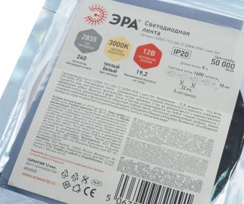 1 289 р. Лента светодиодная гибкая 19.2W 5м IP20 12V теплый белый ЭРА ЭРА ls2835 -19,2-240-12-3000k-ip20  с доставкой в г. Керчь. Увеличить фотографию 3