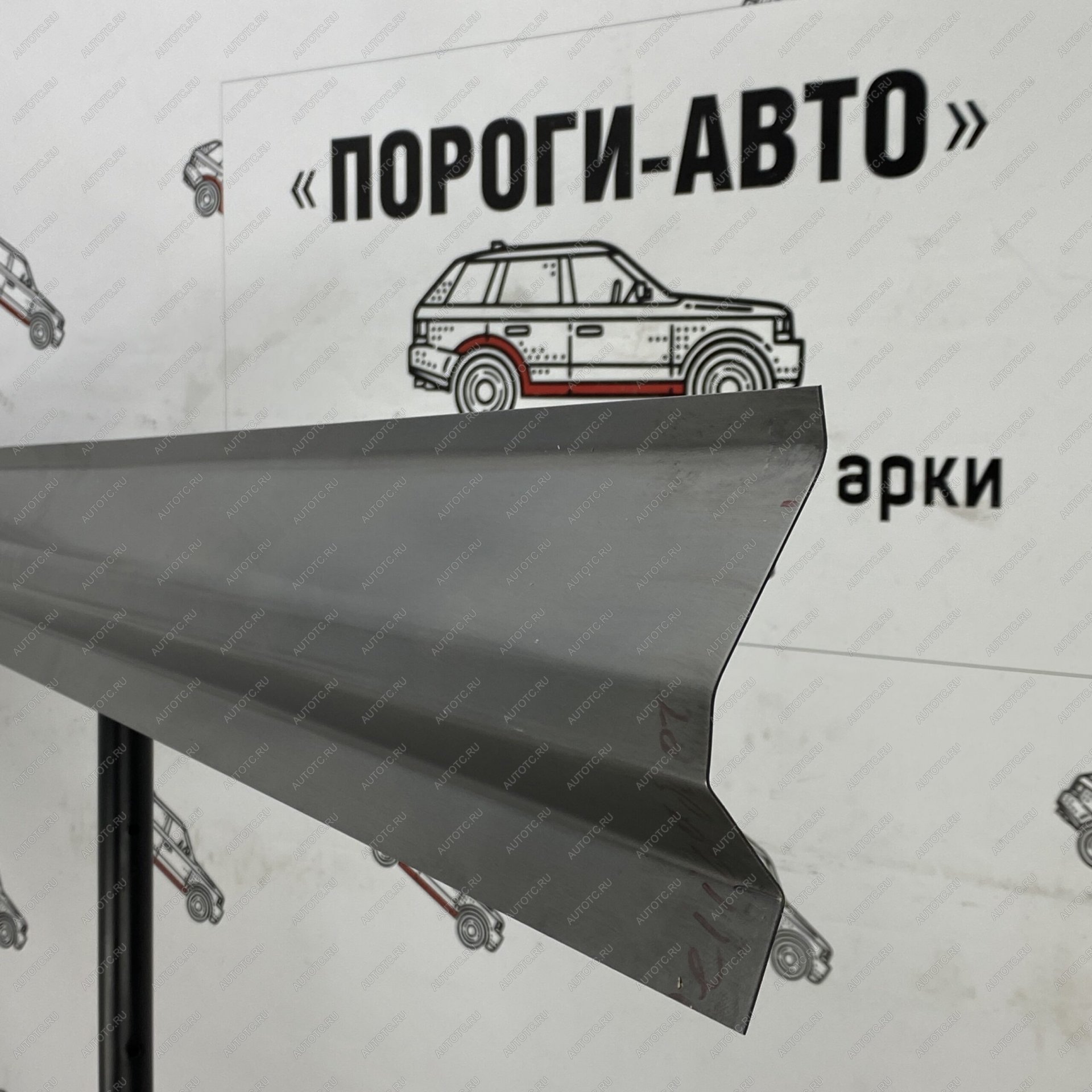 2 269 р. Бортовина левая Mitsubishi Delica 3   qlcxk-01  с доставкой в г. Керчь