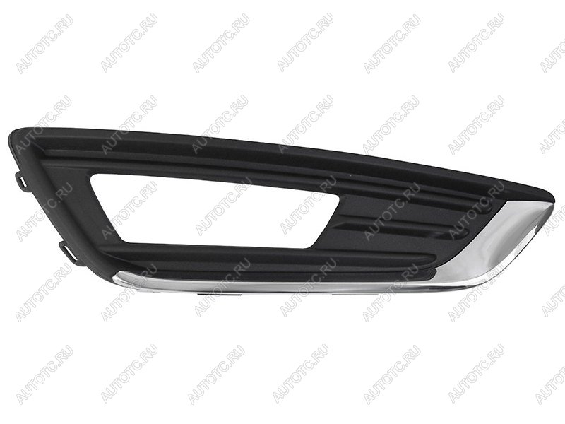 479 р. Правая оправа ПТФ SAT  Ford Focus  3 (2014-2019) седан рестайлинг, универсал рестайлинг, хэтчбэк рестайлинг (молдинг хром)  с доставкой в г. Керчь