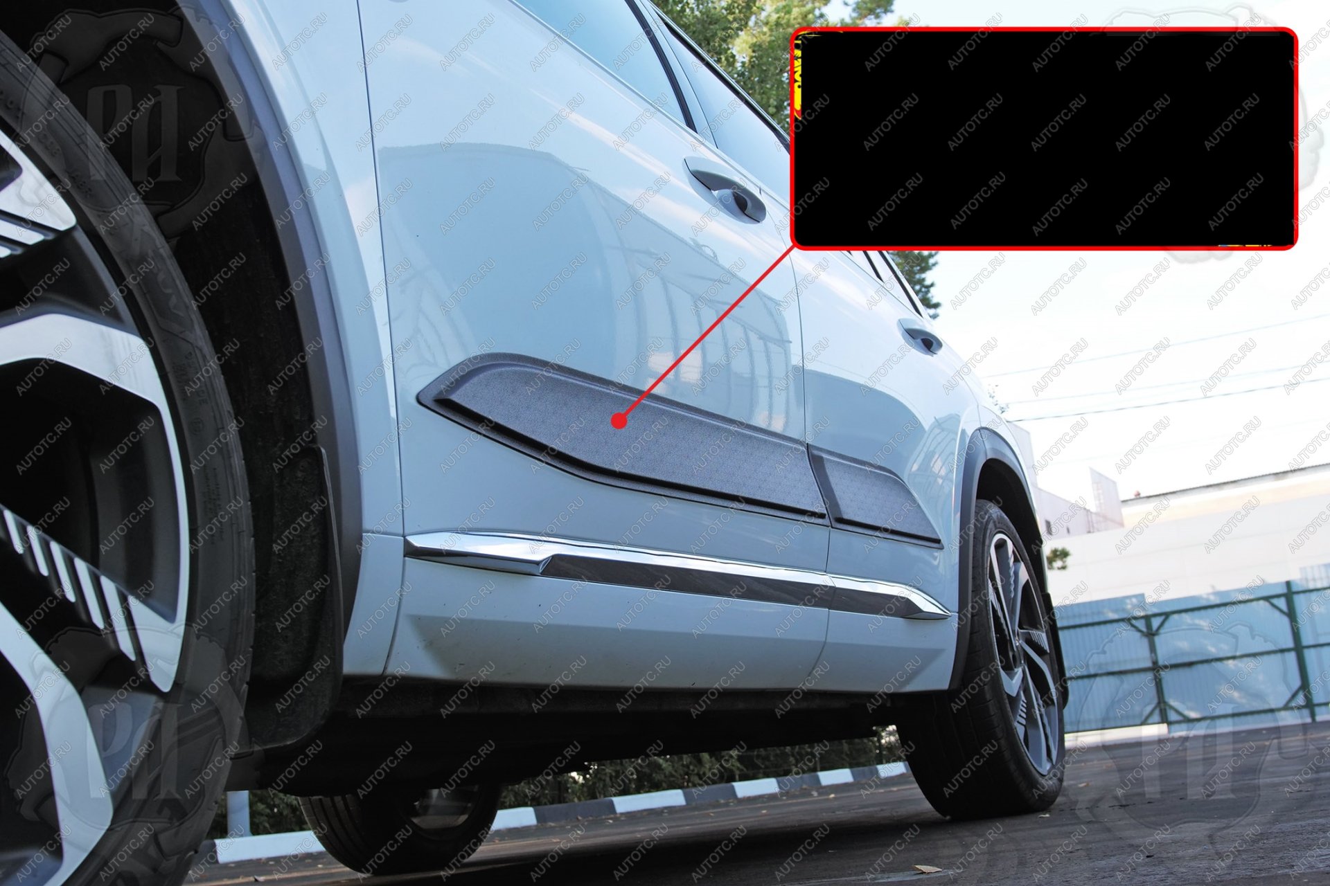 1 549 р. Молдинг двери передний правый Русская Артель  Geely Monjaro (2022-2025) (шагрень)  с доставкой в г. Керчь