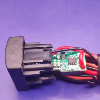 969 р. USB зарядное устройство Granta Kalina2 Datsun Priora подходит для Apple,Samsung АПЭЛ 2039546130092  с доставкой в г. Керчь. Увеличить фотографию 4