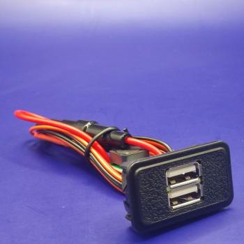 969 р. USB автомобильное зарядное устройство ВАЗ 2106,2107 АПЭЛ 2039548618338  с доставкой в г. Керчь. Увеличить фотографию 3