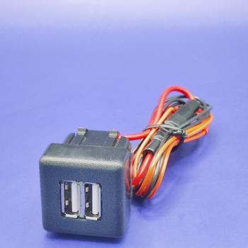 969 р. USB автомобильное зарядное устройство Lada 2110, 2111, 2112 АПЭЛ 2039548905926  с доставкой в г. Керчь. Увеличить фотографию 5