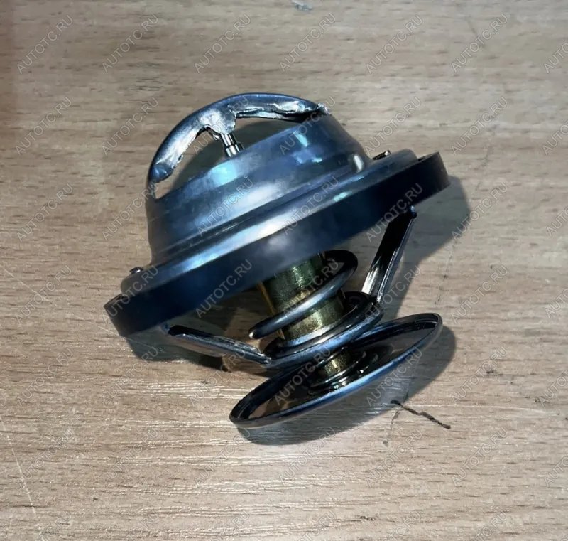 1 139 р. Термостат M11 HOWO T5G T7H VALMO000645 SITRAK SITRAK 201v06402-6005  с доставкой в г. Керчь