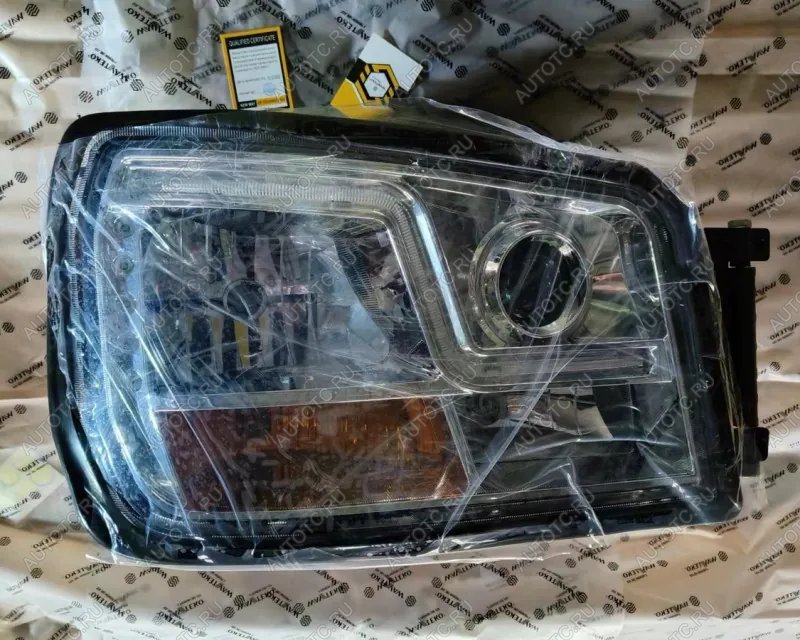 23 919 р. Фара самосвал LED правая SHACMAN X3000 WAYTEKO PREMIUM (!!!УЦЕНКА: возможен нетоварный вид!!!) WAYTEKO PREMIUM dz96189722020  с доставкой в г. Керчь