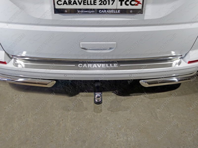 5 999 р. Накладка на задний бампер (лист шлифованный надпись Caravelle)  vwcarav1704  с доставкой в г. Керчь