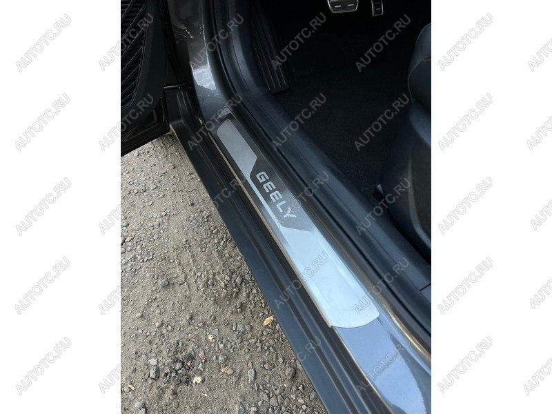 3 999 р. Накладки на пороги (лист шлифованный надпись Geely) 4шт  geelcool2401  с доставкой в г. Керчь