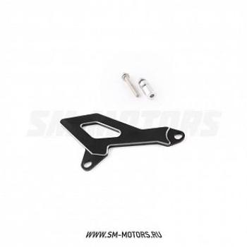 1 149 р. Защита ведущей звезды Honda XR250 Baja 95-02, XR250 Motard 03-07  SM-PARTS черная  010263-757-9349  с доставкой в г. Керчь. Увеличить фотографию 1