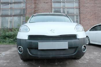 5 849 р. Защита радиатора (2 части) Стрелка11 Стандарт Peugeot Partner B9 1-ый рестайлинг (2012-2015) (черная)  с доставкой в г. Керчь. Увеличить фотографию 2