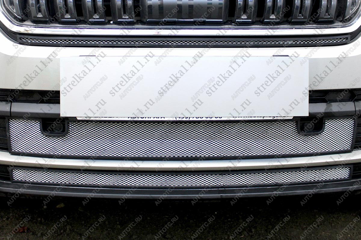 5 499 р. Защита радиатора (низ 2 части) Стрелка11 Стандарт  Skoda Kodiaq  NU7 (2017-2021) дорестайлинг (хром)  с доставкой в г. Керчь