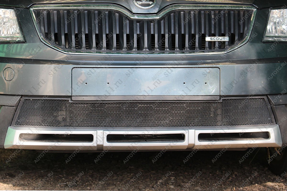 5 499 р. Защита радиатора (Ambition, Elegance, Style) Стрелка11 Стандарт Skoda Octavia A7 дорестайлинг универсал (2012-2017) (черная)  с доставкой в г. Керчь