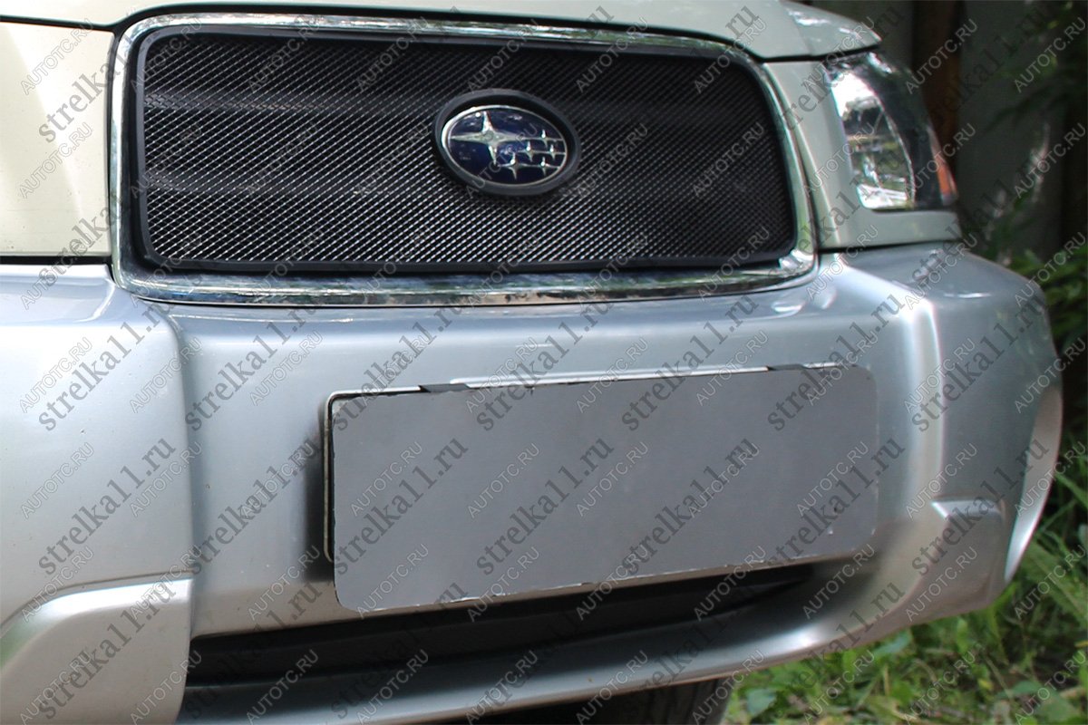 3 079 р. Защита радиатора (верх) Стрелка11 Стандарт Subaru Forester SG дорестайлинг (2002-2005) (черная)  с доставкой в г. Керчь