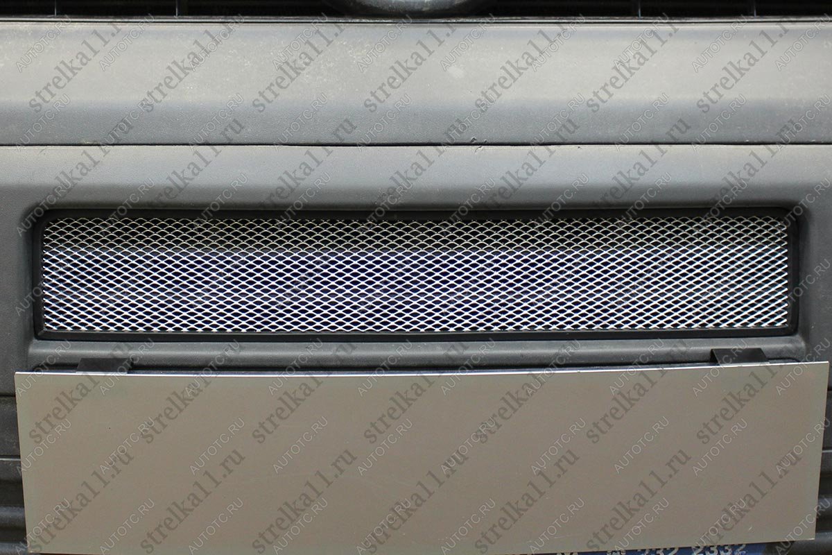 3 079 р. Защита радиатора Стрелка11 Стандарт  Volkswagen Transporter  T5 (2003-2009) дорестайлинг (хром)  с доставкой в г. Керчь