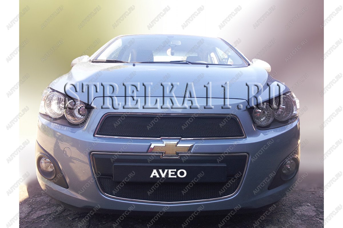 759 р. Зимняя заглушка решетки радиатора (верх) Стрелка11 Chevrolet Aveo T300 хэтчбек (2011-2015) (черная)  с доставкой в г. Керчь