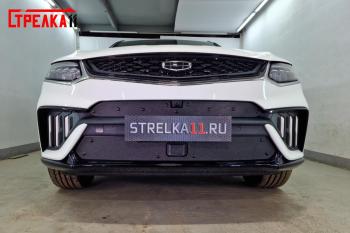 Зимняя заглушка решетки радиатора (низ с датчиками) Стрелка11 Geely Tugella  FY11,HPBA4 (2022-2025) рестайлинг (черная)