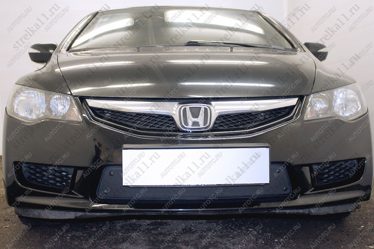 759 р. Зимняя заглушка решетки радиатора Стрелка11  Honda Civic ( FN,  FD) (2008-2012) купе рестайлинг, седан рестайлинг (черная)  с доставкой в г. Керчь
