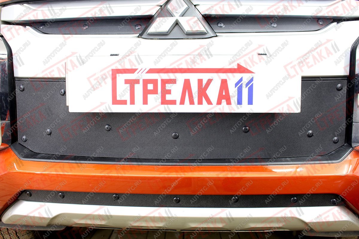 759 р. Зимняя заглушка решетки радиатора (верх) Стрелка11 Mitsubishi L200 5 KK,KL рестайлинг (2018-2022) (черная)  с доставкой в г. Керчь