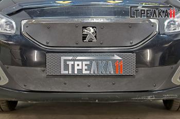 Зимняя заглушка решетки радиатора (верх) Стрелка11 Peugeot 408 рестайлинг (2015-2022) (черная)