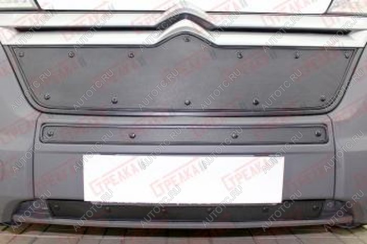 1 099 р. Зимняя заглушка решетки радиатора (2 части) Стрелка11 Peugeot Boxer 290 (2014-2025) (черная)  с доставкой в г. Керчь