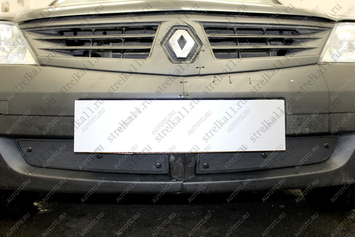 759 р. Зимняя заглушка решетки радиатора (низ) Стрелка11  Renault Logan  1 (2004-2010) дорестайлинг (черная)  с доставкой в г. Керчь