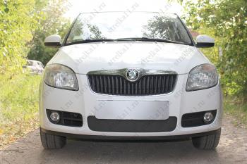 Зимняя заглушка решетки радиатора (низ) Стрелка11 Skoda Fabia Mk2 хэтчбэк дорестайлинг (2007-2010) (черная)