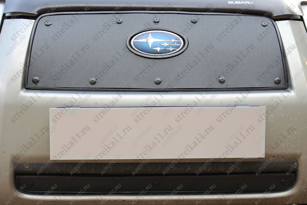 759 р. Зимняя заглушка решетки радиатора (низ) Стрелка11 Subaru Forester SG рестайлинг (2005-2008) (черная)  с доставкой в г. Керчь