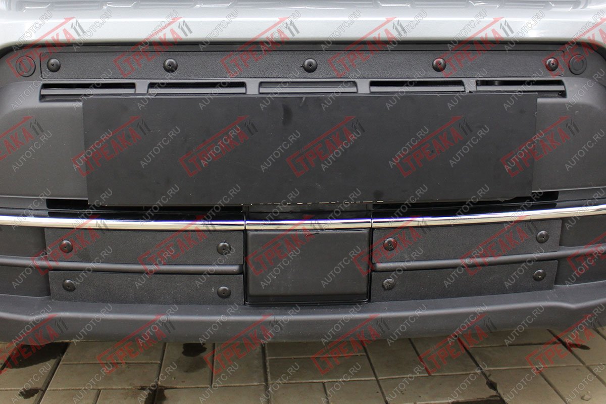 1 099 р. Зимняя заглушка решетки радиатора (низ 4 части) Стрелка11  Suzuki Vitara  LY (2018-2025) рестайлинг (черная)  с доставкой в г. Керчь