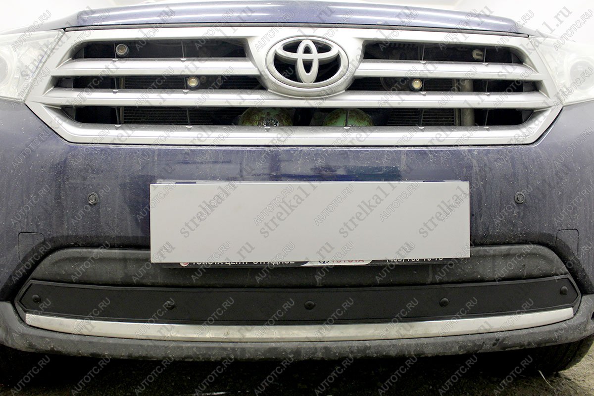 759 р. Зимняя заглушка решетки радиатора Стрелка11  Toyota Highlander  XU40 (2010-2013) рестайлинг (черная)  с доставкой в г. Керчь