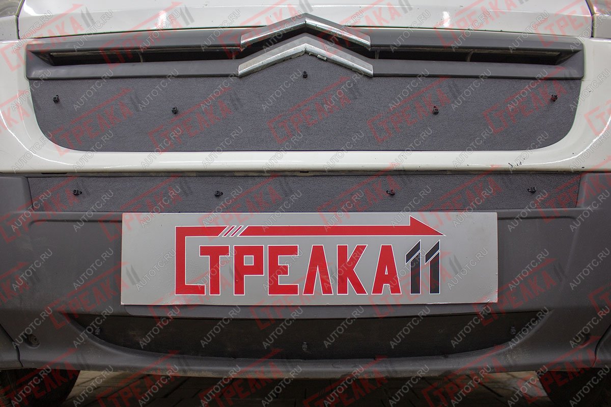 1 499 р. Зимняя защита на стяжке (верх) Стрелка11  CITROEN Jumper  250 (2006-2014) (черная)  с доставкой в г. Керчь