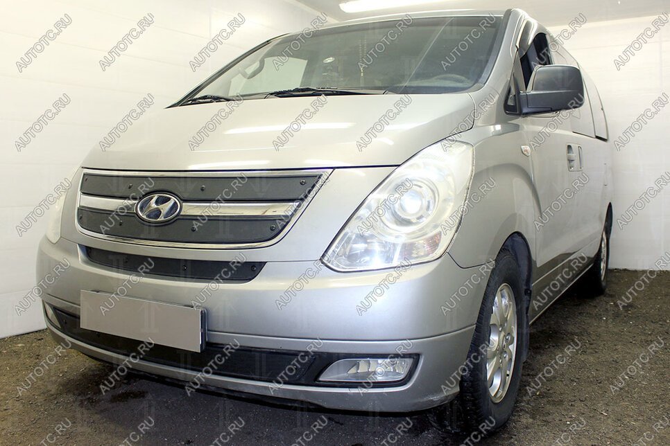 1 239 р. Зимняя защита радиатора (низ) Стрелка 11  Hyundai Starex/Grand Starex/H1  TQ (2007-2013) дорестайлинг (установка без защитной сеткой)  с доставкой в г. Керчь