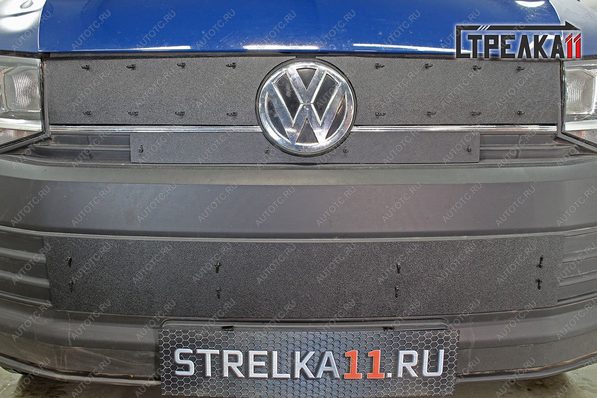 2 499 р. Зимняя защита на стяжке (верх 3 части) Стрелка11  Volkswagen Transporter  T6 (2015-2019) дорестайлинг (черная)  с доставкой в г. Керчь