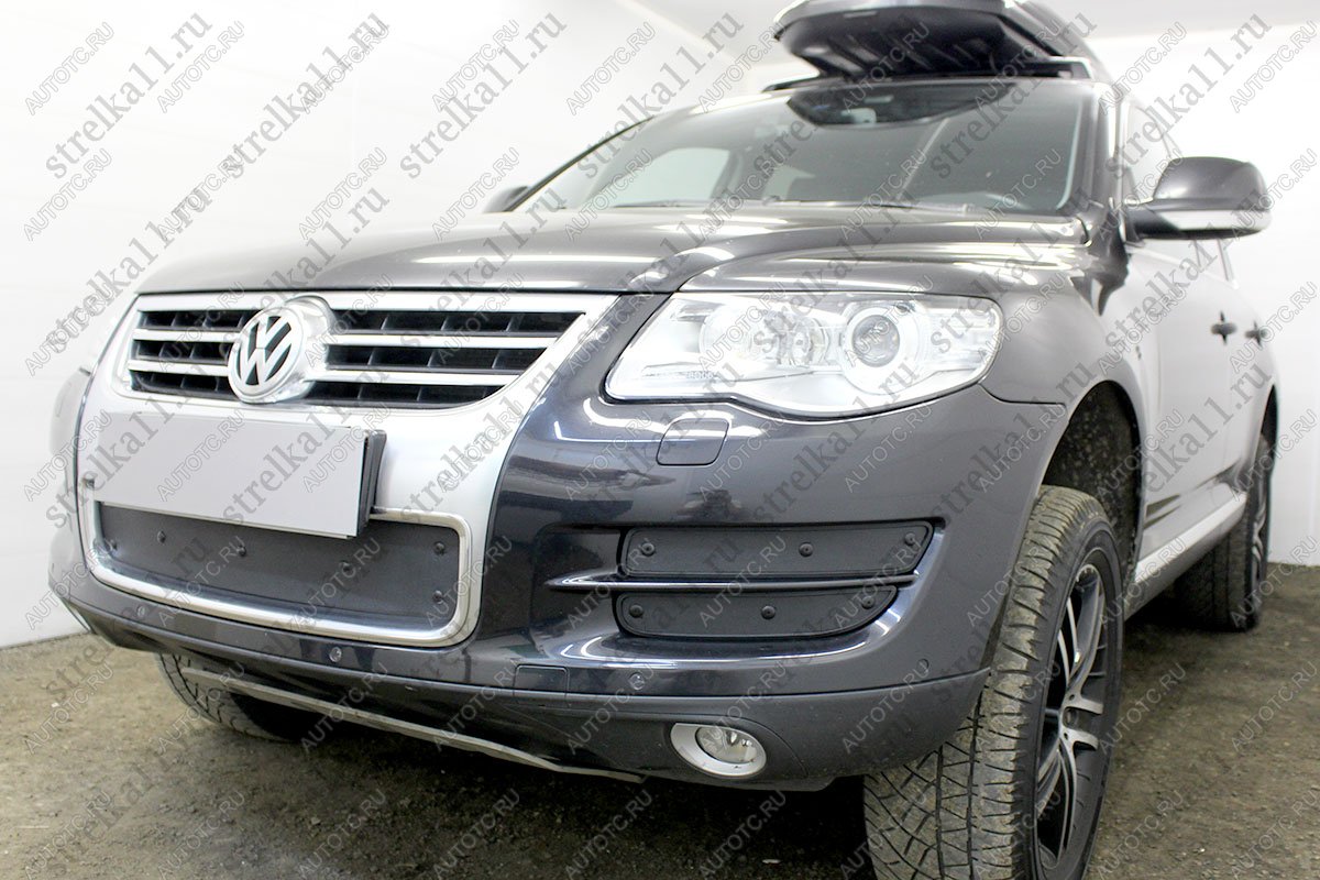 1 399 р. Зимняя защита на стяжке (низ) Стрелка11  Volkswagen Touareg  GP (2006-2010) рестайлинг (черная)  с доставкой в г. Керчь