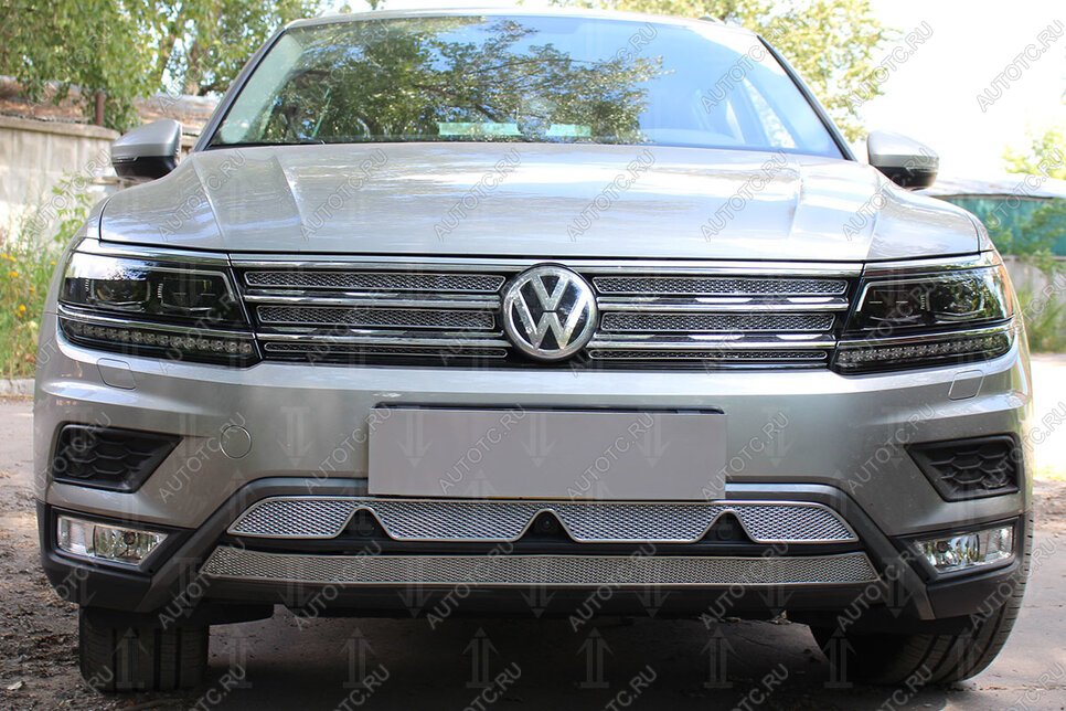 8 999 р. Защита радиатора (низ с камерой) (Off-Road) Стрелка11 Премиум  Volkswagen Tiguan  Mk2 (2016-2020) дорестайлинг (хром)  с доставкой в г. Керчь