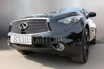 5 999 р. Защита радиатора (верх с вырезом под камеру) Стрелка11 Премиум INFINITI QX70 S51 (2013-2020) (черная)  с доставкой в г. Керчь. Увеличить фотографию 2