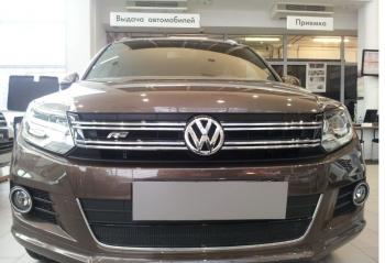 Защита радиатора (низ с парктроником) Стрелка11 Премиум Volkswagen Tiguan  Mk2 (2016-2020) дорестайлинг (хром)