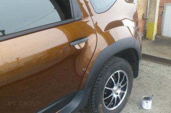 Комплект накладок на колёсные арки Petroil Tuning Renault Duster  HS (2015-2021) рестайлинг (Текстурная поверхность)